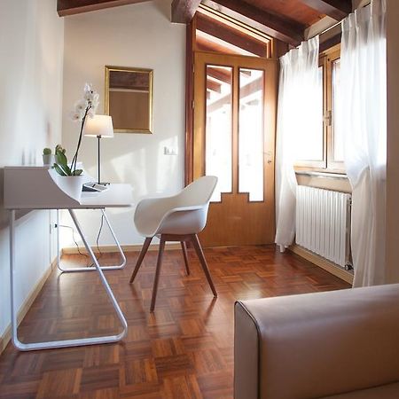 Residence "Le Casette" Pordenone Exteriör bild