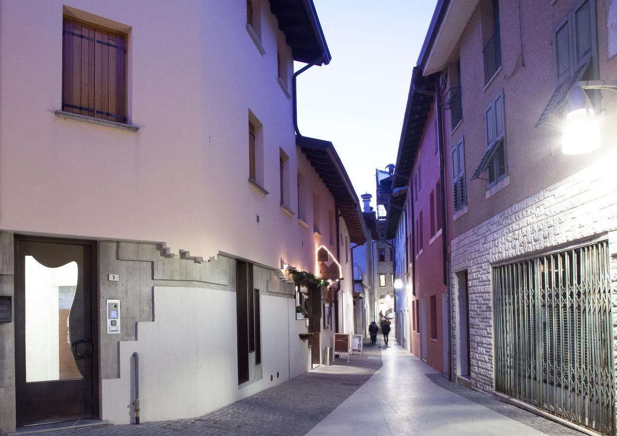 Residence "Le Casette" Pordenone Exteriör bild