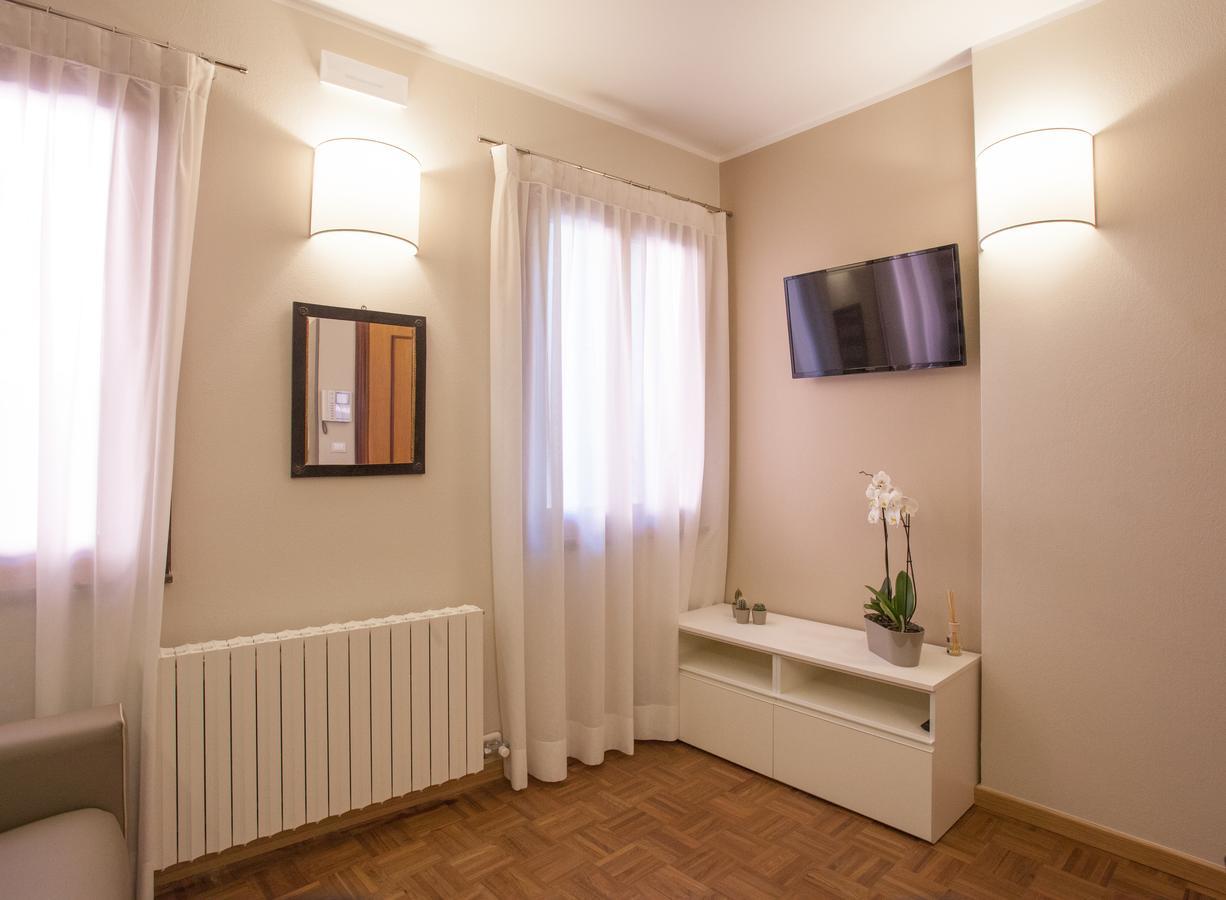 Residence "Le Casette" Pordenone Exteriör bild